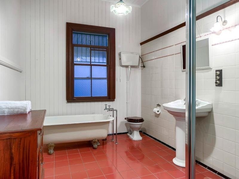 19 Renwick Street, Albion QLD 4010