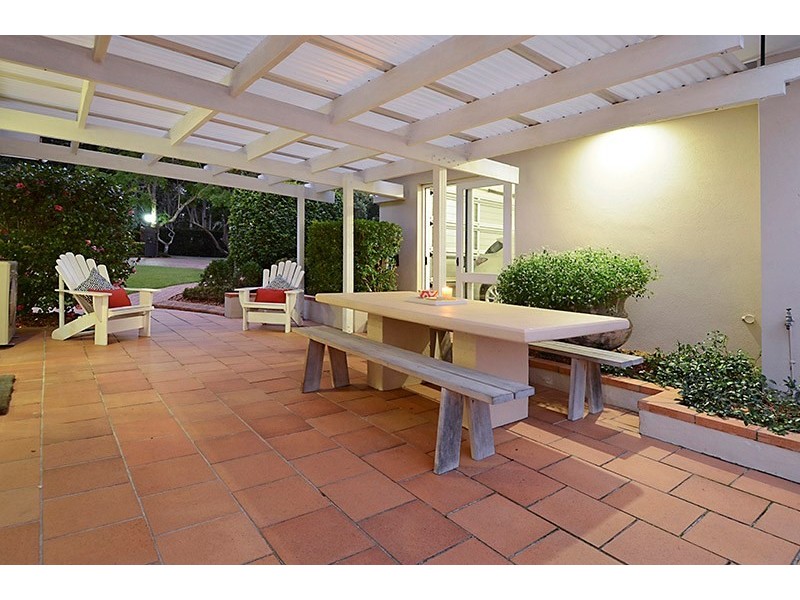 52 Retreat Street, Bridgeman Downs QLD 4035