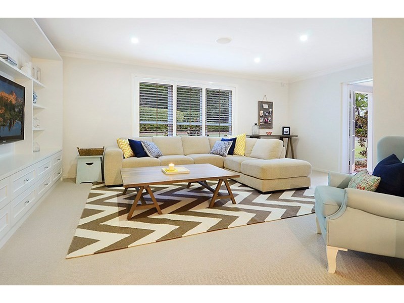 52 Retreat Street, Bridgeman Downs QLD 4035