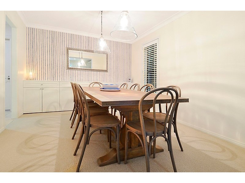 52 Retreat Street, Bridgeman Downs QLD 4035