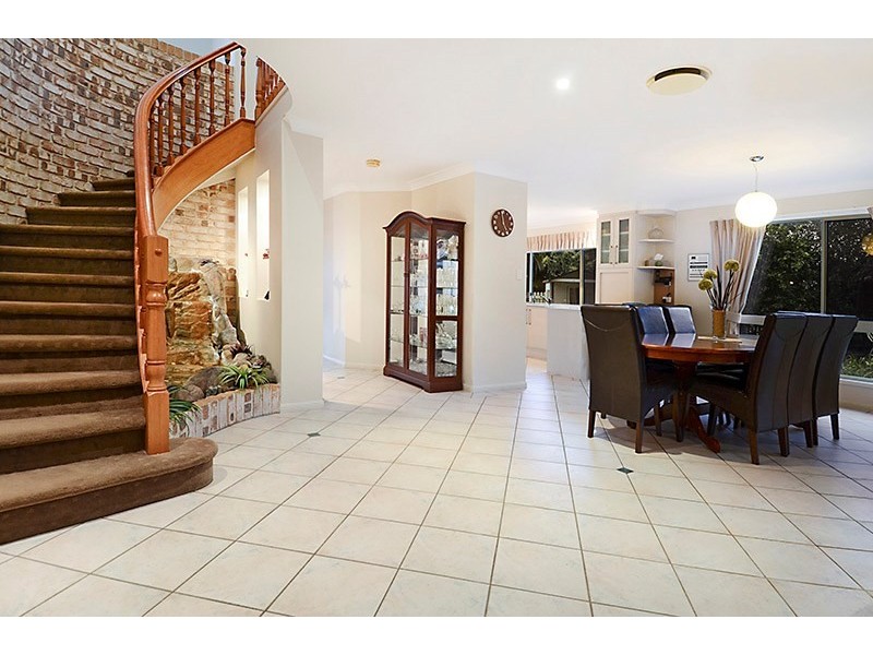 30 Fairhaven Place, Albany Creek QLD 4035