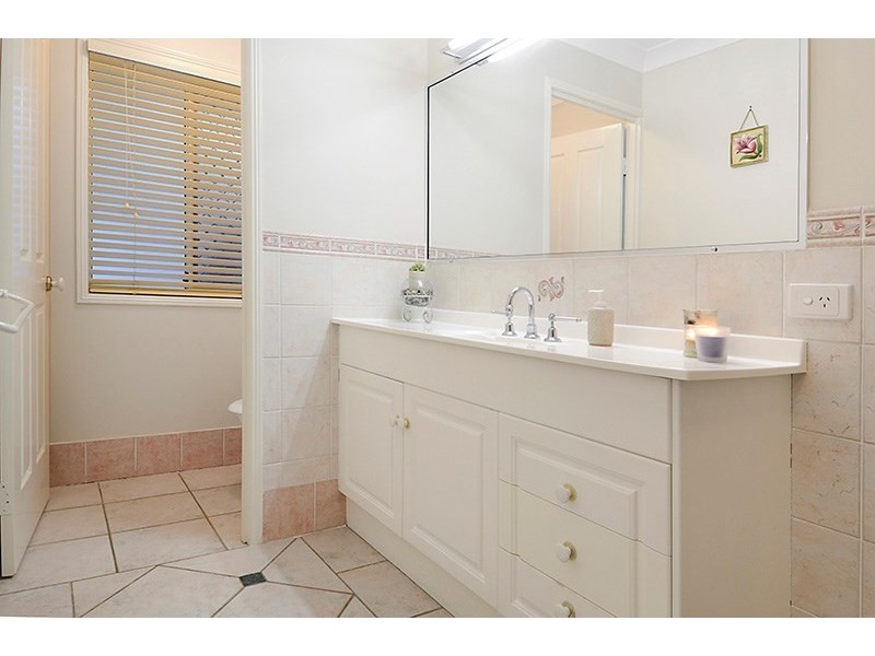 30 Fairhaven Place, Albany Creek QLD 4035