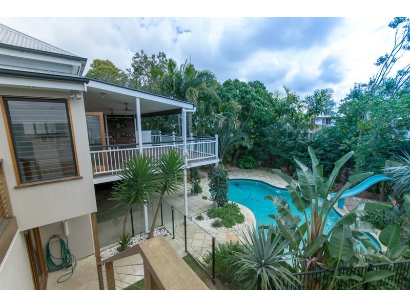 74 Felix Street, Wooloowin QLD 4030