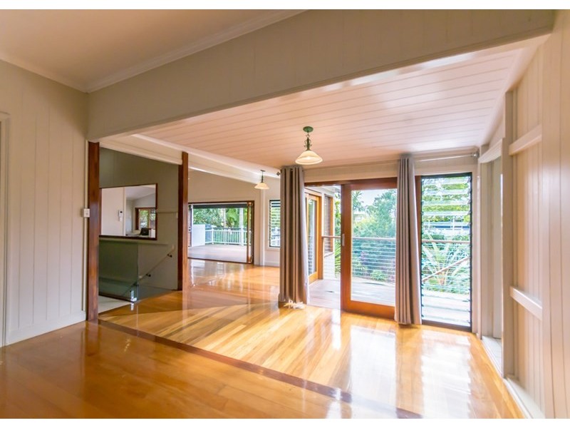 74 Felix Street, Wooloowin QLD 4030