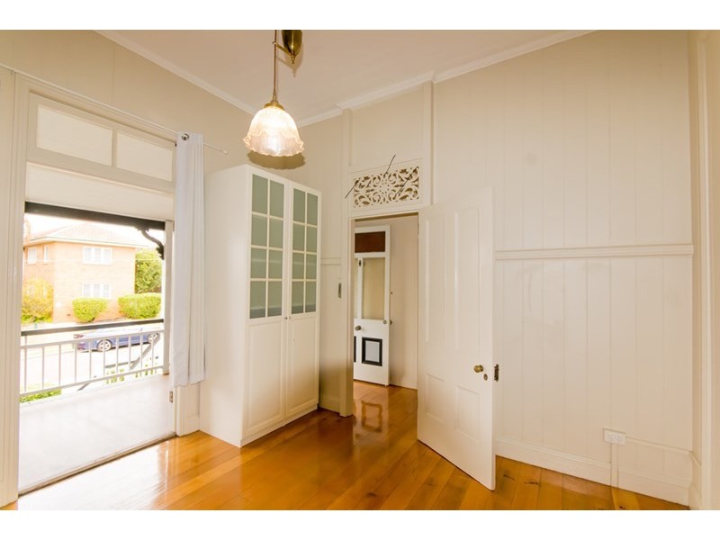 74 Felix Street, Wooloowin QLD 4030