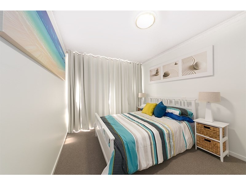 8/256 Kingsford Smith Drive, Hamilton QLD 4007