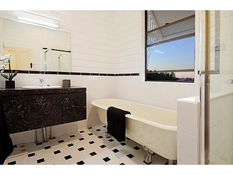 52 Dalrymple Street, Wilston QLD 4051