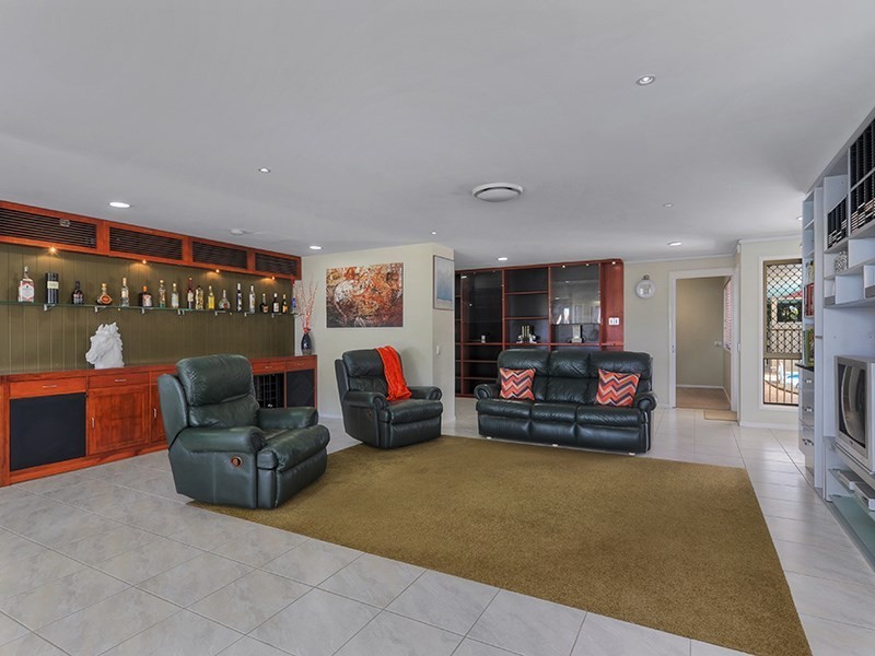 27 McCallum Street, Carseldine QLD 4034