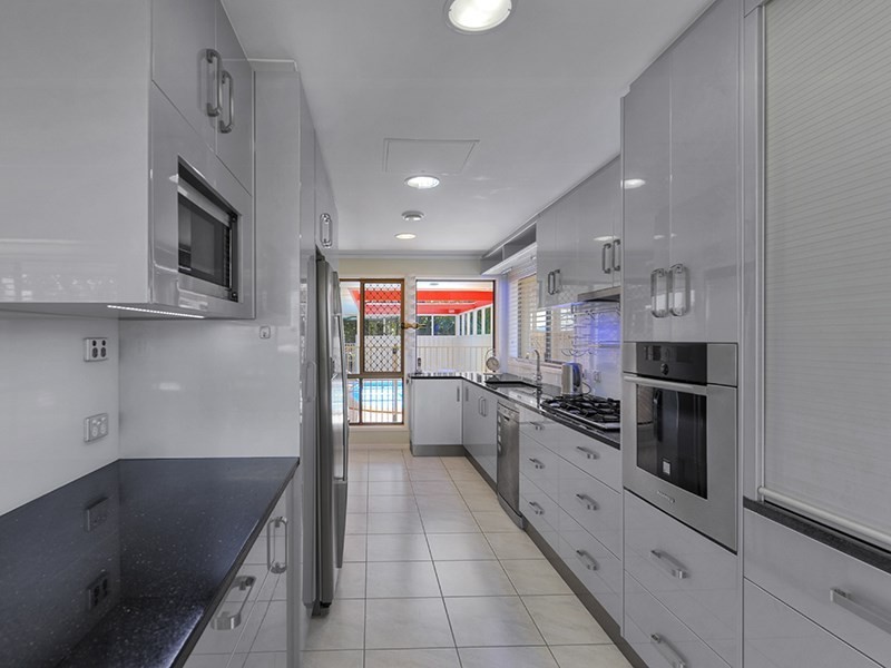 27 McCallum Street, Carseldine QLD 4034