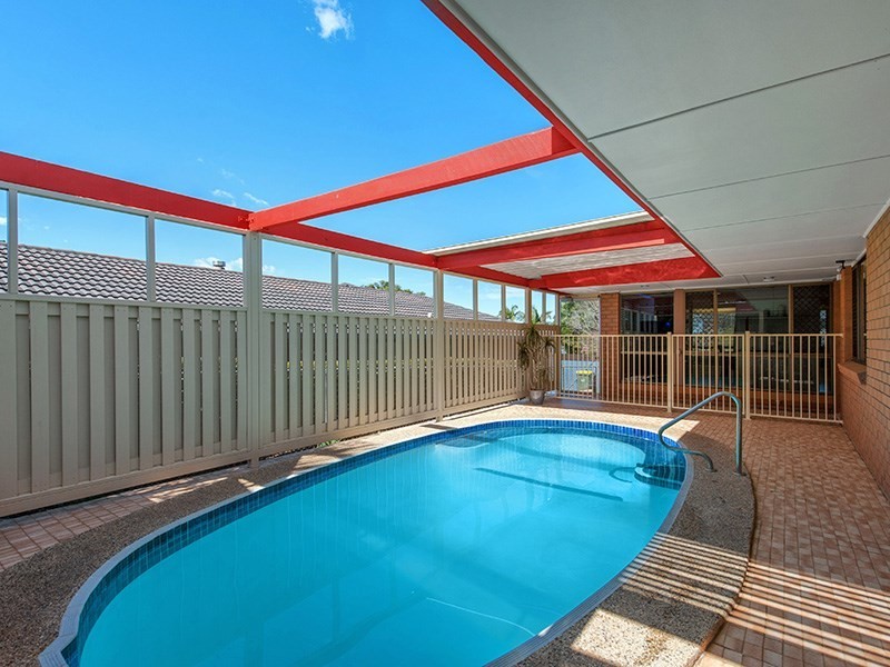 27 McCallum Street, Carseldine QLD 4034