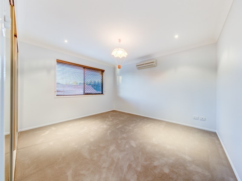 30 Palmetto Place, Bridgeman Downs QLD 4035