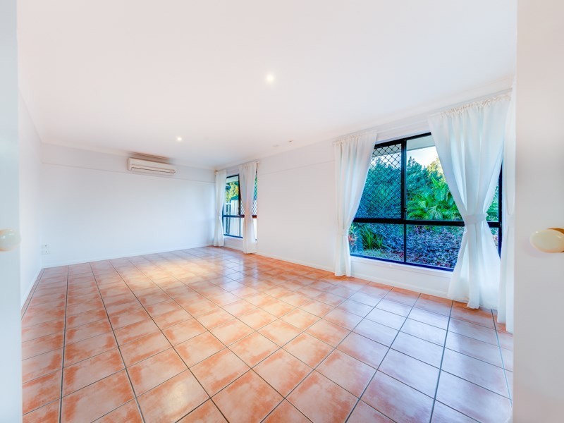 30 Palmetto Place, Bridgeman Downs QLD 4035