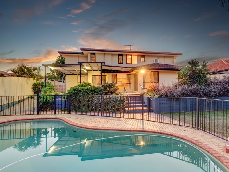 30 Palmetto Place, Bridgeman Downs QLD 4035