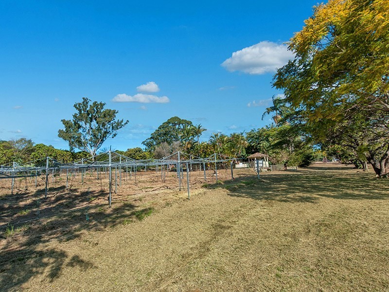 2049 Roghan Road, Bridgeman Downs QLD 4035