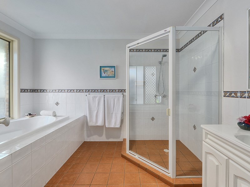 16 Bauple Street, Albany Creek QLD 4035