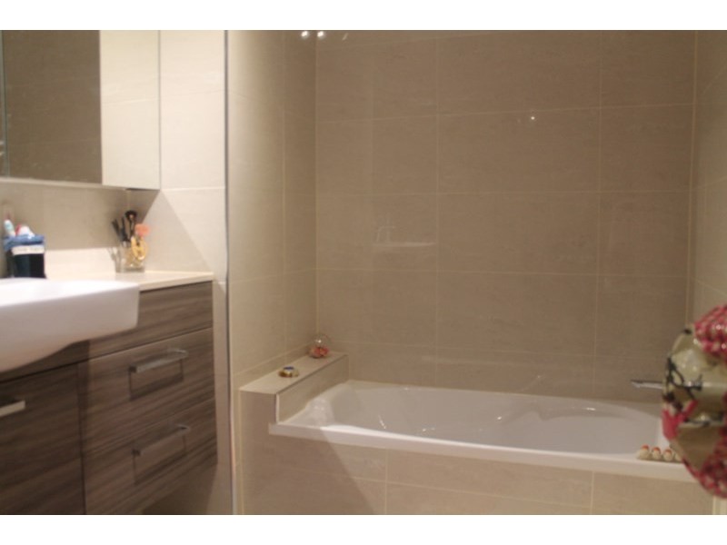 2/12 Silva Street, Ascot QLD 4007