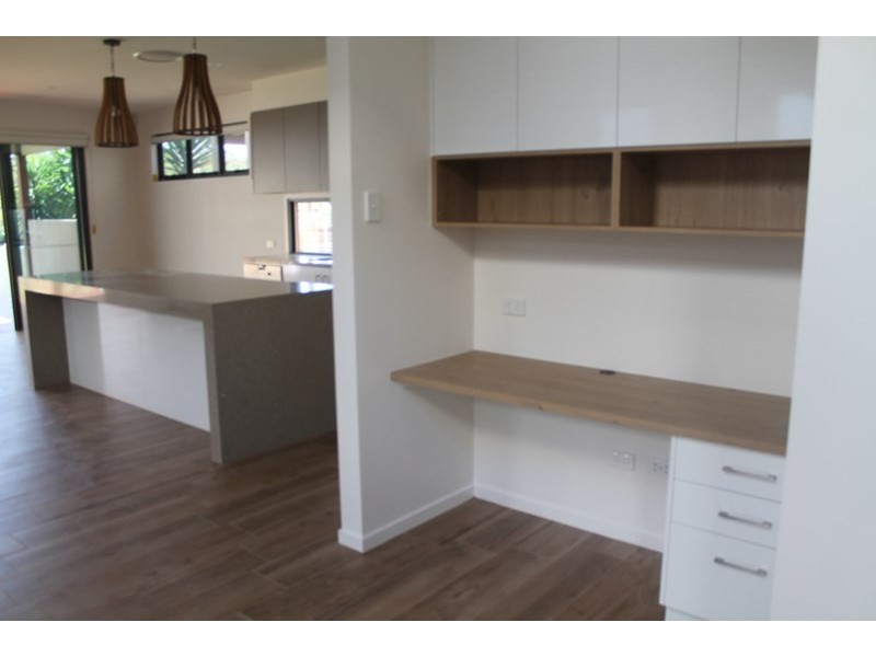 21 Chaseley Street, Nudgee Beach QLD 4014