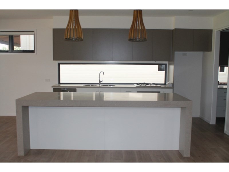 21 Chaseley Street, Nudgee Beach QLD 4014