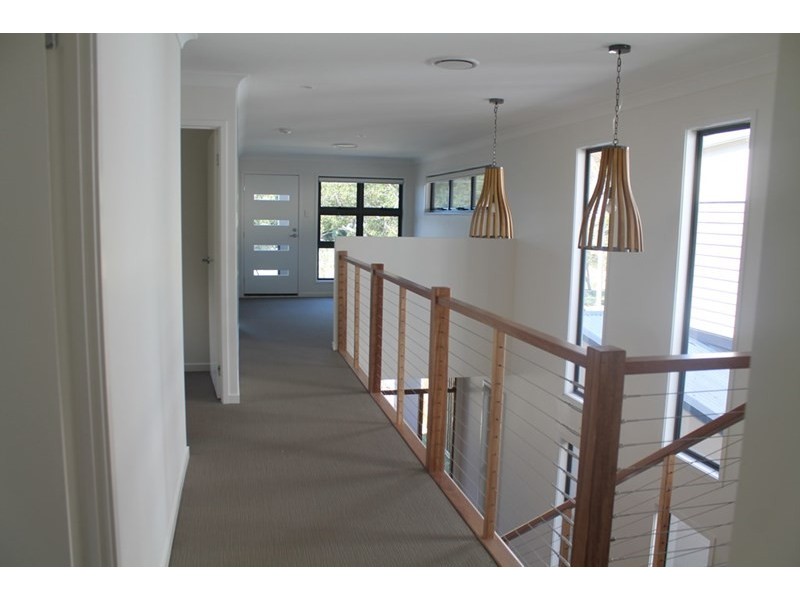 21 Chaseley Street, Nudgee Beach QLD 4014