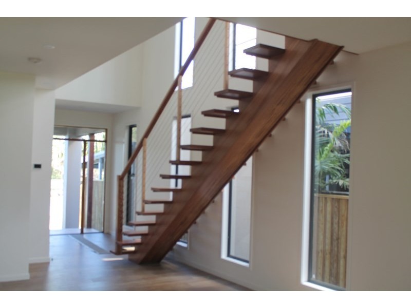 21 Chaseley Street, Nudgee Beach QLD 4014