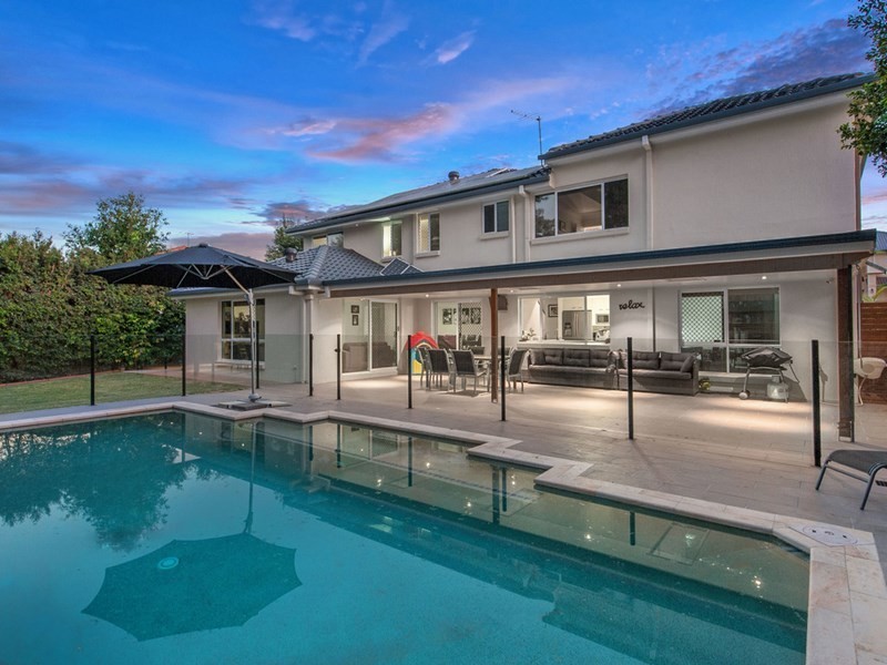 8 Karri Place, Bridgeman Downs QLD 4035