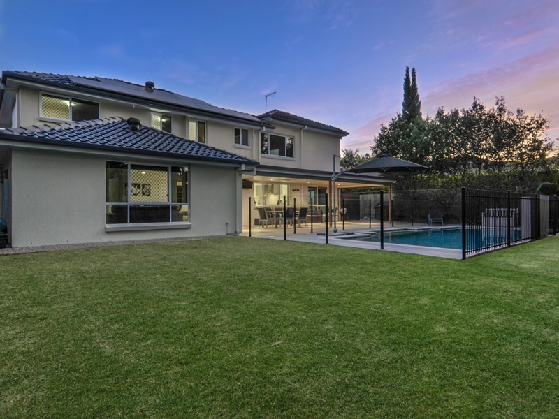 8 Karri Place, Bridgeman Downs QLD 4035