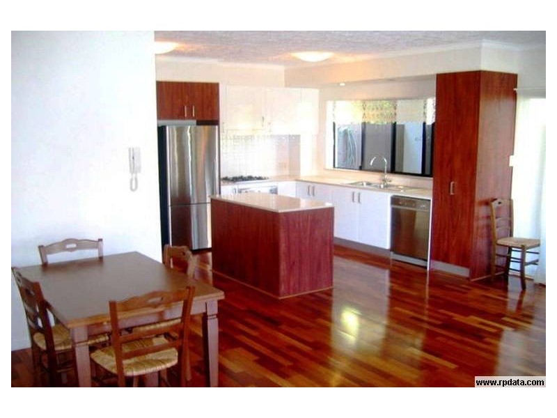 1/98 Racecourse Road, Ascot QLD 4007