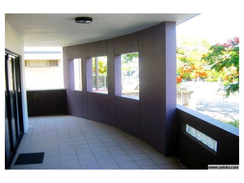 1/98 Racecourse Road, Ascot QLD 4007