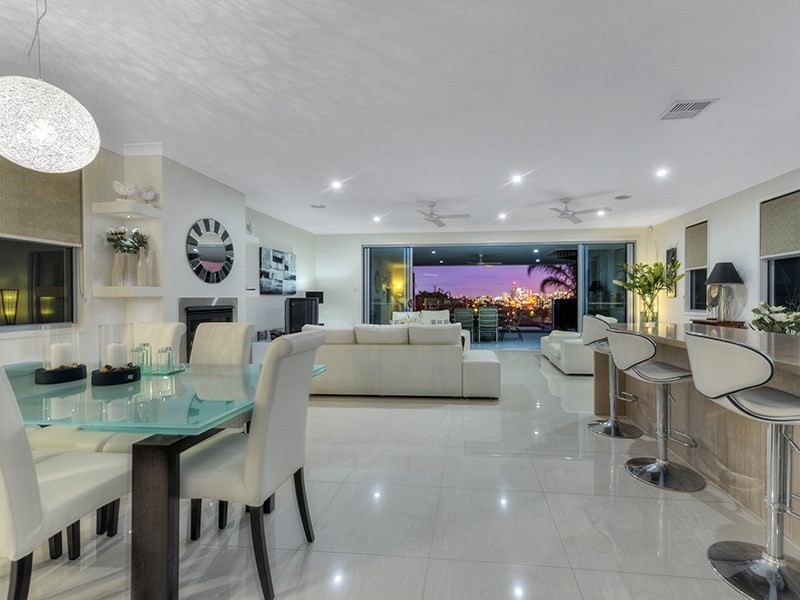 30 Victoria Parade, Clayfield QLD 4011