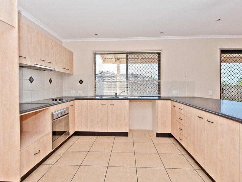 14 Monica Court, Eatons Hill QLD 4037