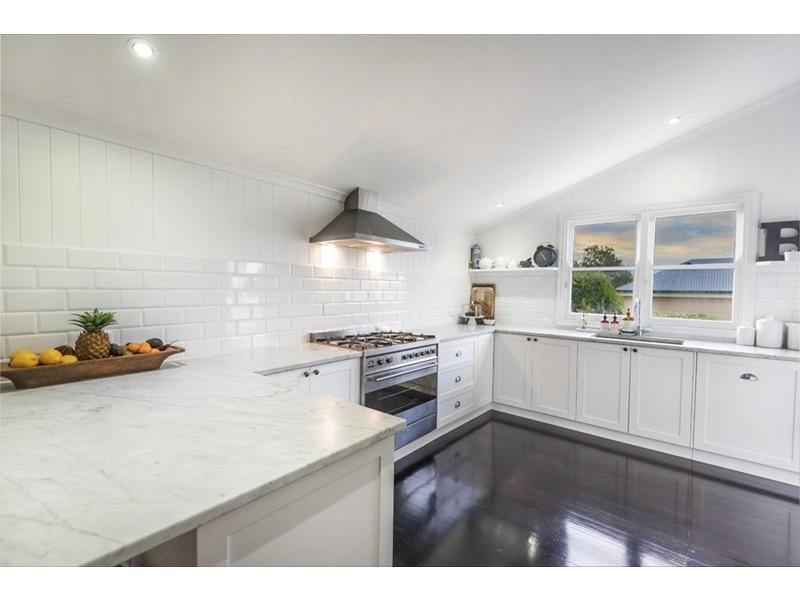 30 Brighton Terrace, Sandgate QLD 4017