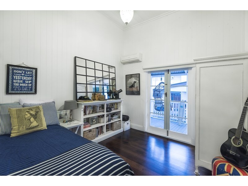 30 Brighton Terrace, Sandgate QLD 4017