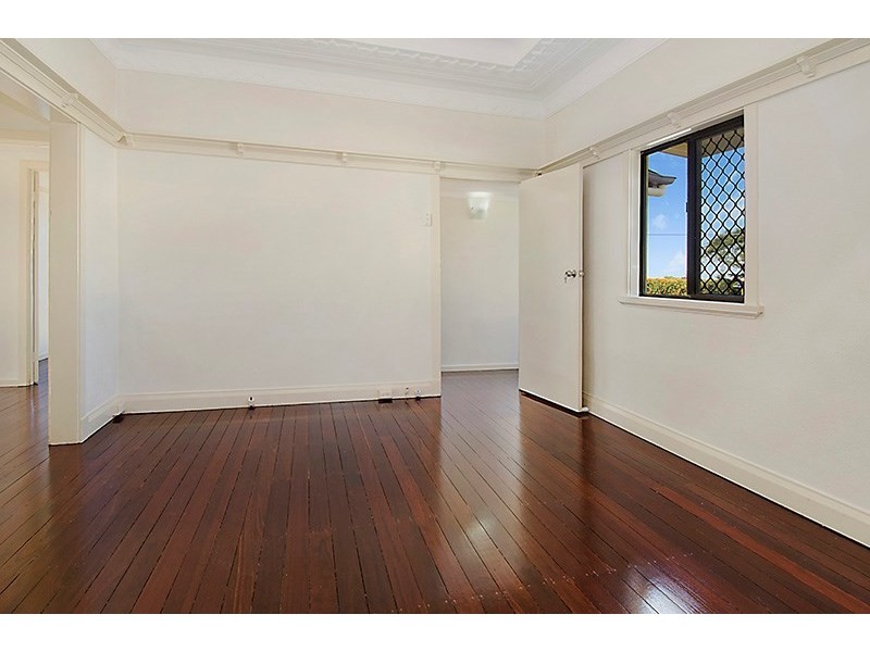 242 Nudgee Road, Hendra QLD 4011