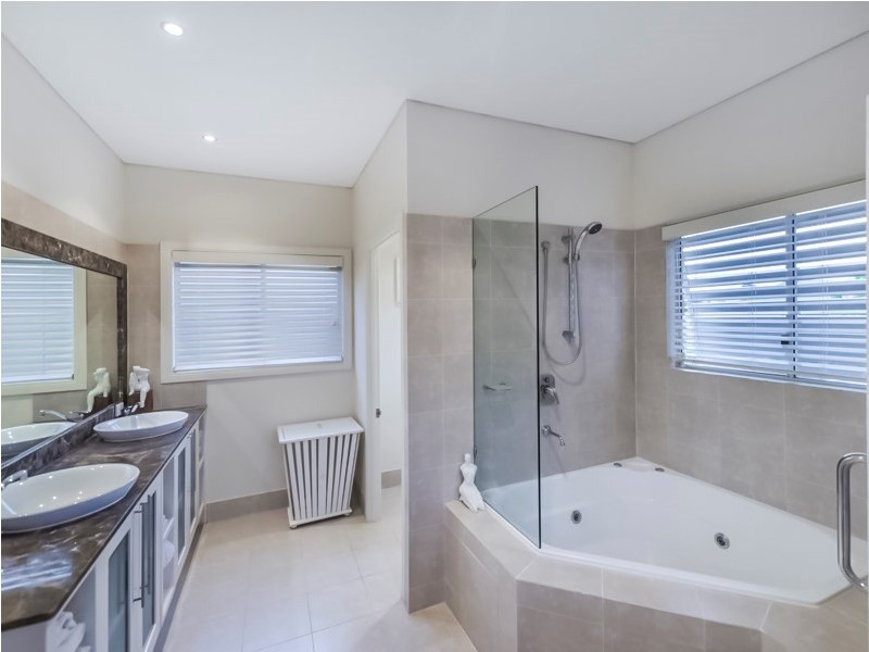 72 Towers Street, Ascot QLD 4007