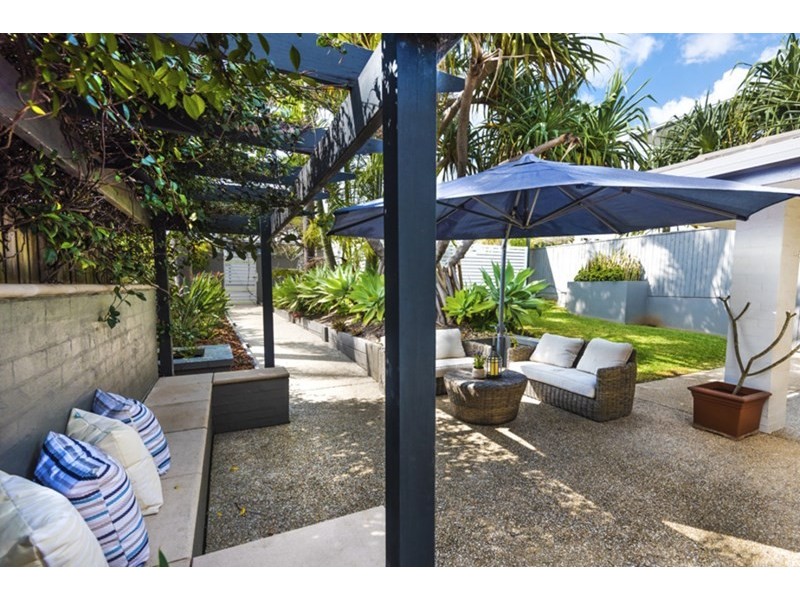 8 Doncaster Street, Hendra QLD 4011