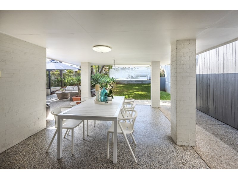 8 Doncaster Street, Hendra QLD 4011