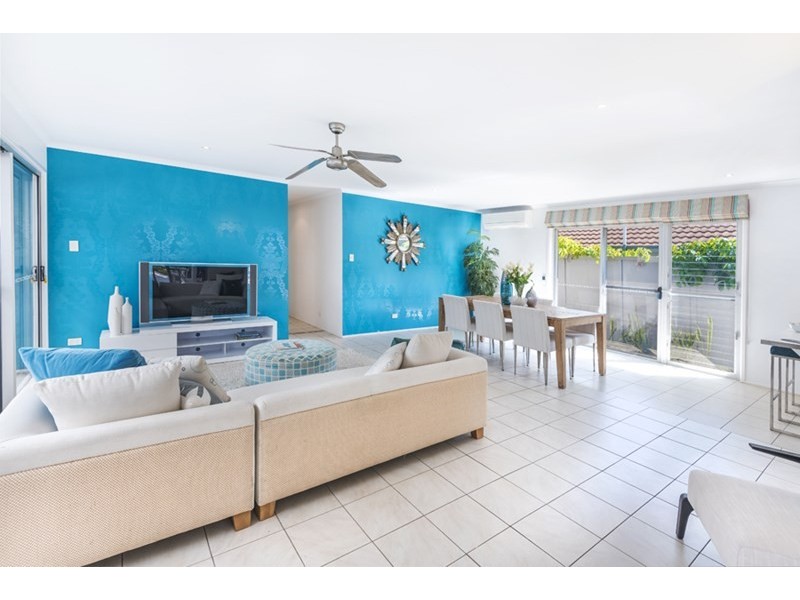 8 Doncaster Street, Hendra QLD 4011