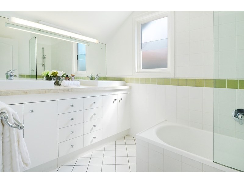 14 Inverness Street, Ascot QLD 4007