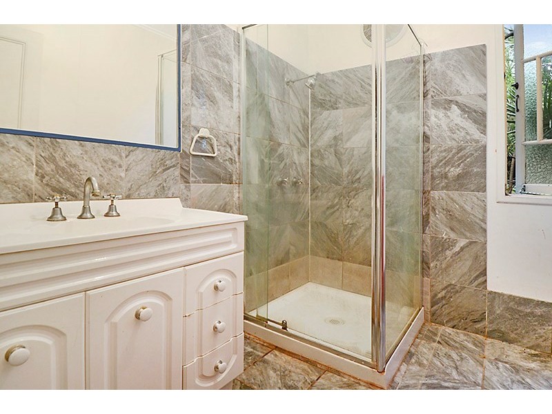 1/84 Nudgee Road, Hamilton QLD 4007