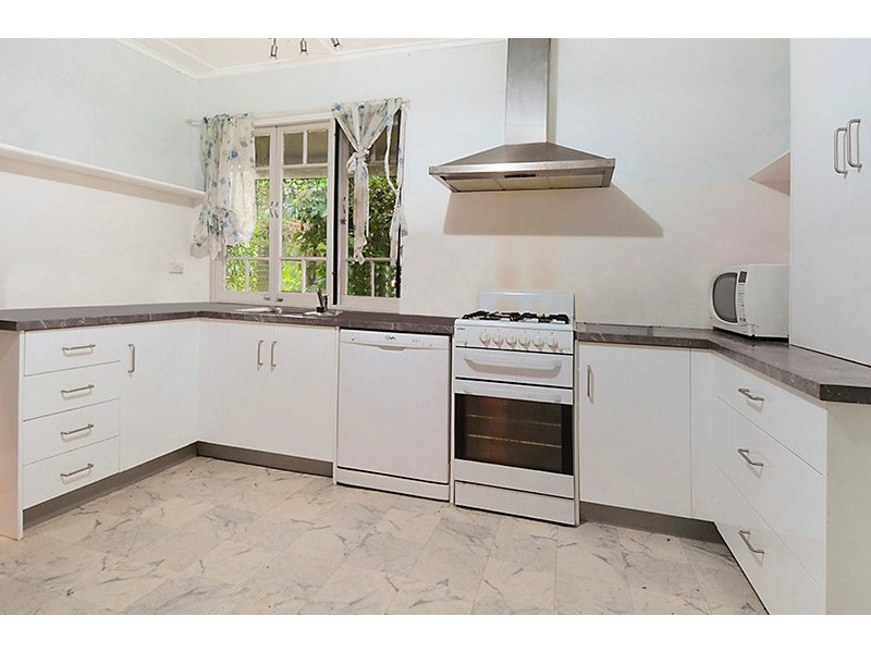 1/84 Nudgee Road, Hamilton QLD 4007