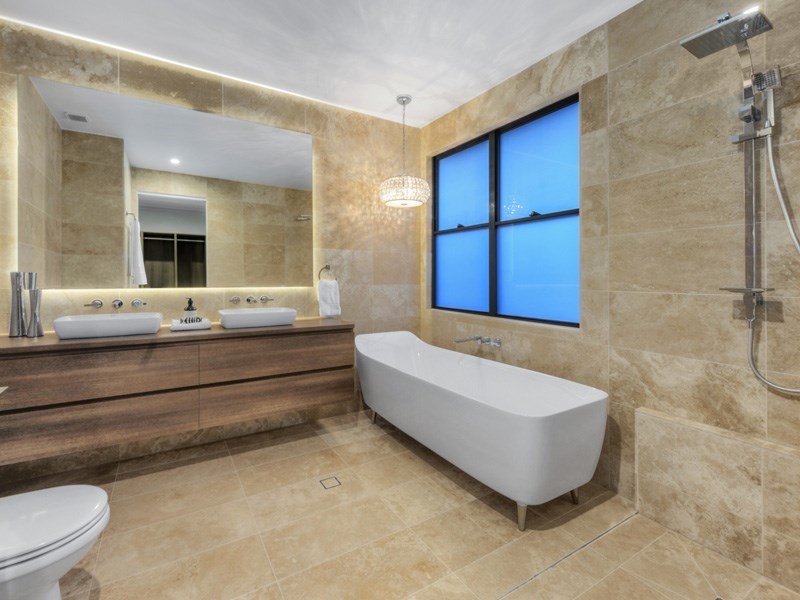 126 Yabba Street, Ascot QLD 4007