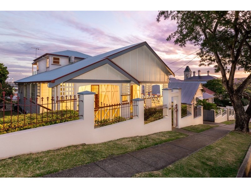 23 Queens Road, Hamilton QLD 4007