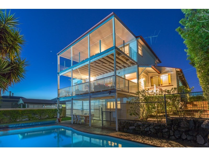 23 Queens Road, Hamilton QLD 4007