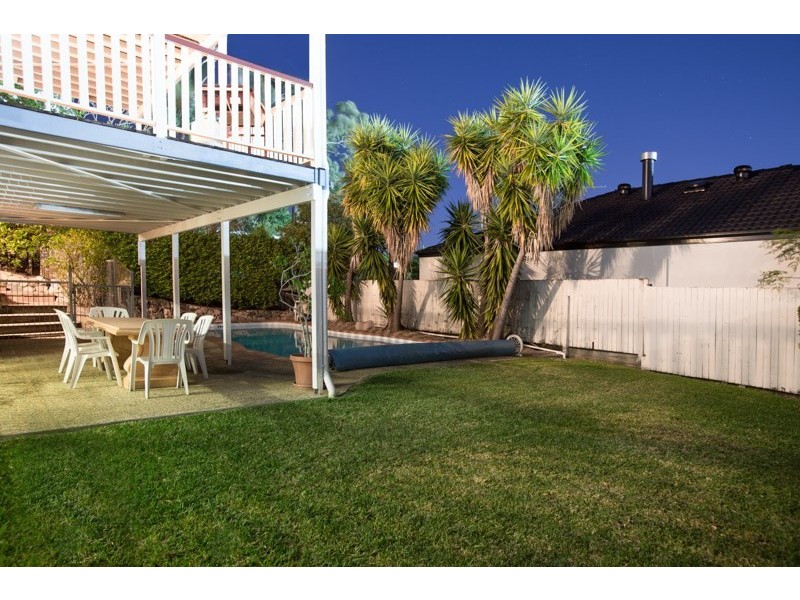 23 Queens Road, Hamilton QLD 4007