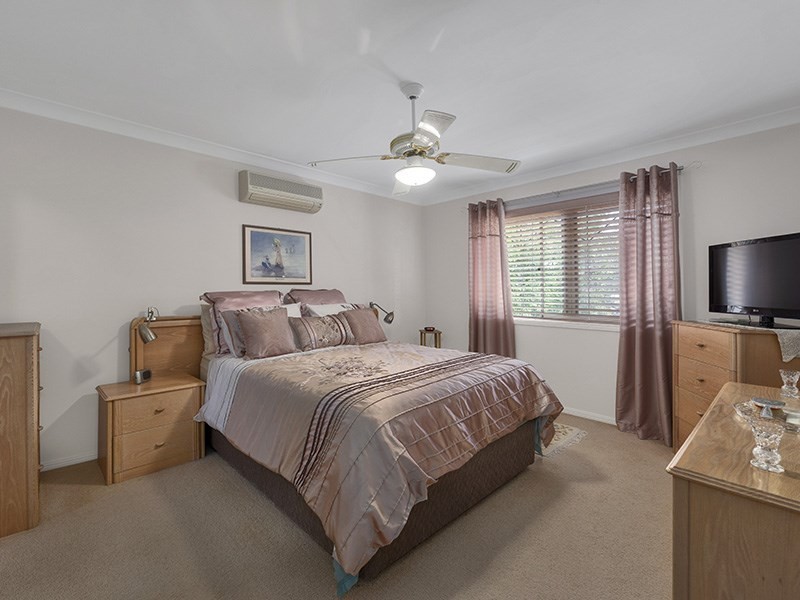 10 Fairhaven Street, Bridgeman Downs QLD 4035