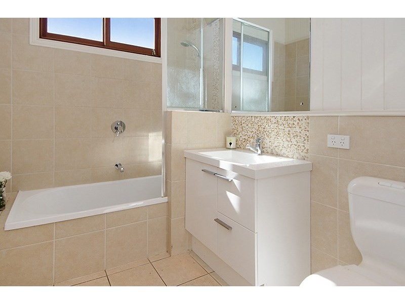 36 General Street, Hendra QLD 4011