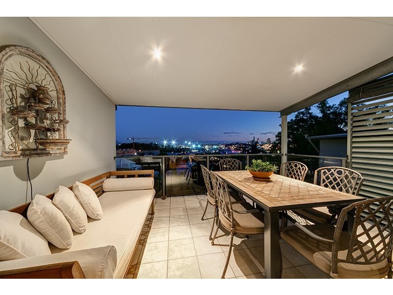 4/21 Little Street, Albion QLD 4010