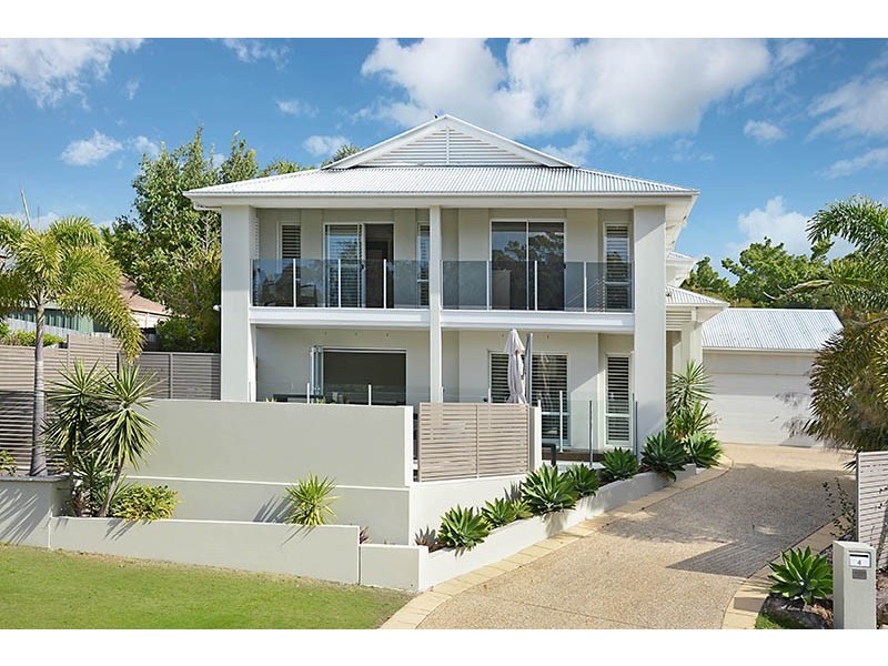 4 Kurrajong Place, Bridgeman Downs QLD 4035