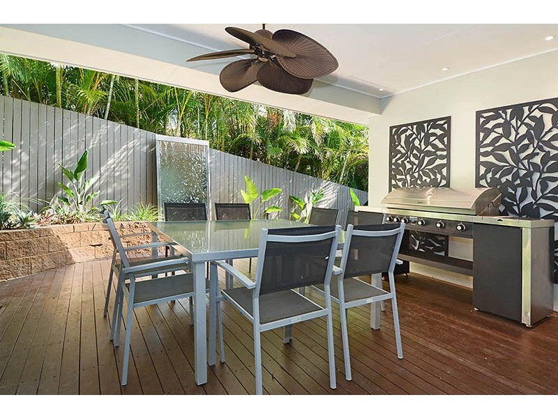 4 Kurrajong Place, Bridgeman Downs QLD 4035