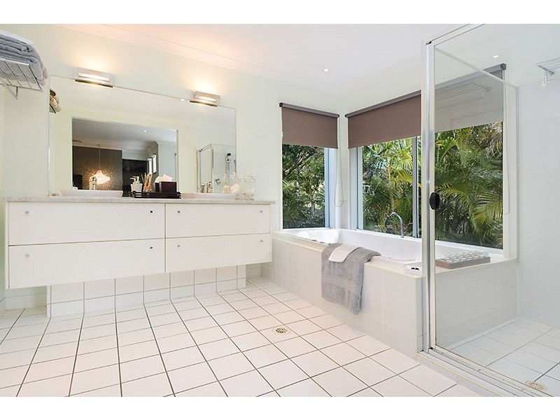 4 Kurrajong Place, Bridgeman Downs QLD 4035